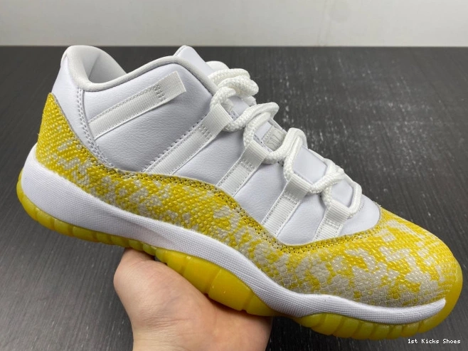 1st Kicks Air Jordan Snakeskin AH7860-107 WMNS Low 11 Yellow 0806